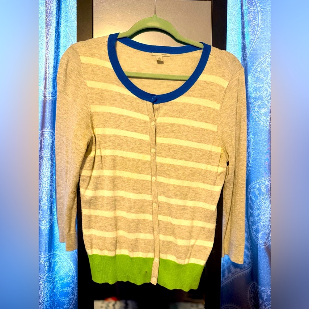 Halogen cardigan in grey, blue and green with 2 matching tank tops.